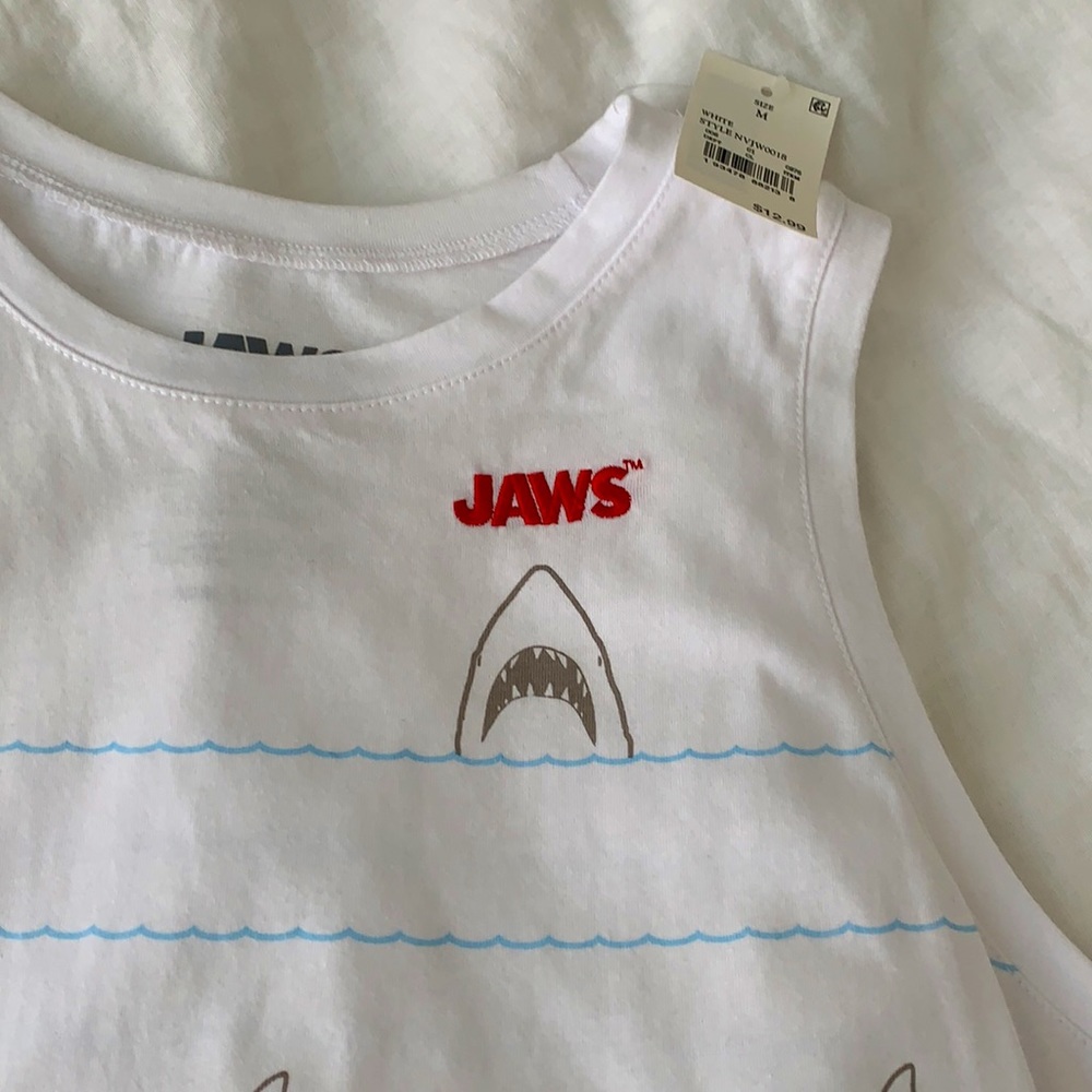 Jaws Muscle Tank - Picture 2 of 2